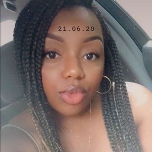 Meet your Posher, Amber